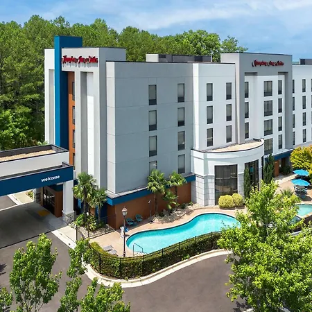 Hampton Inn & Suites Atlanta-Six Flags
